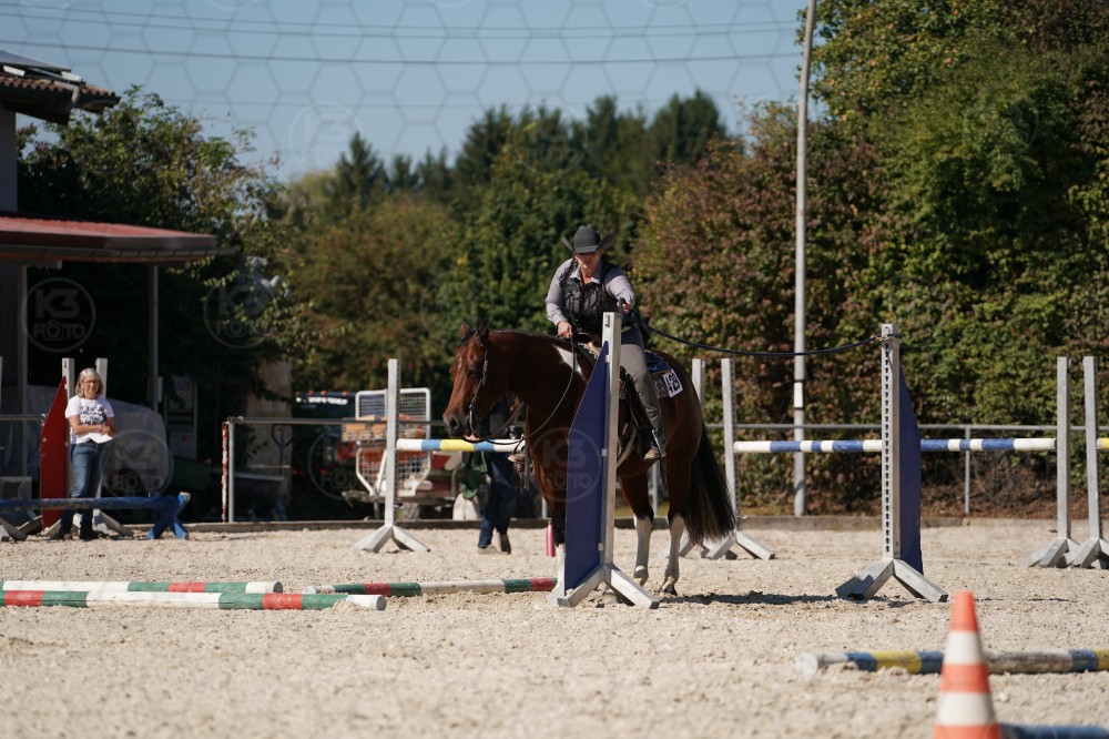 s_A_907929.JPG